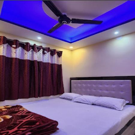 טארפית Hotel Ilora By Wb Inn מראה חיצוני תמונה